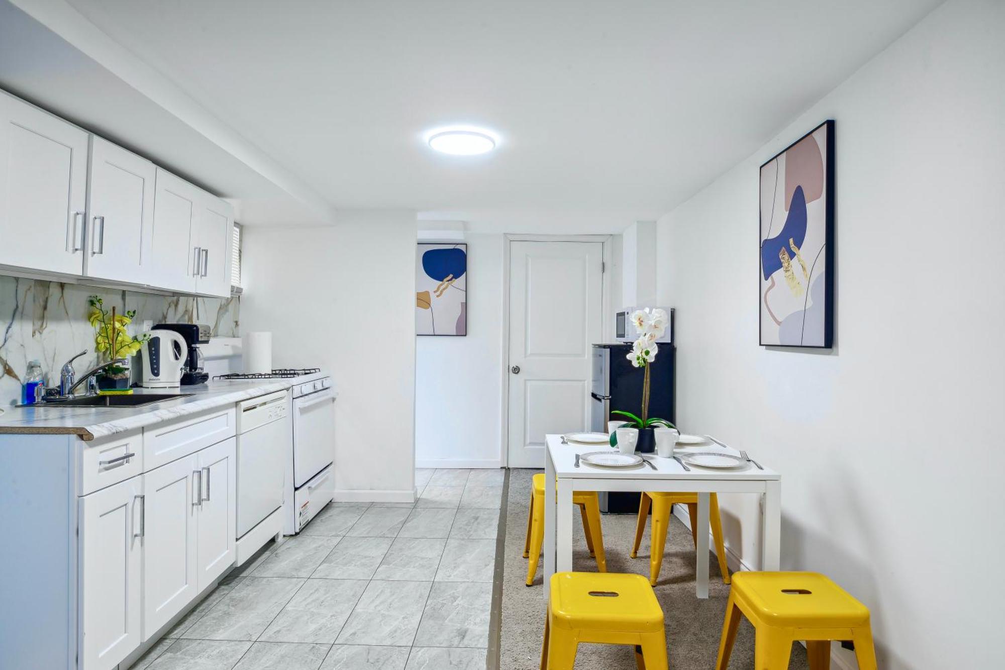 ניו יורק 2 Bedroom Cozy Gem Manhattan Beach מראה חיצוני תמונה